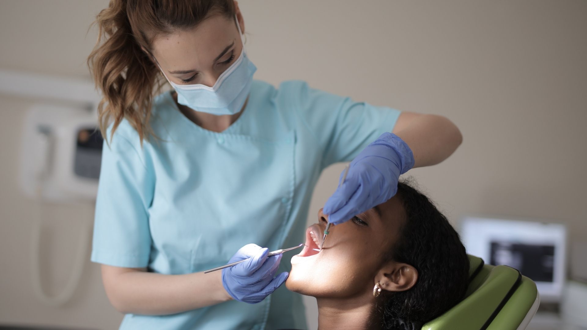 Early Signs of Gum Disease You Shouldn’t Ignore